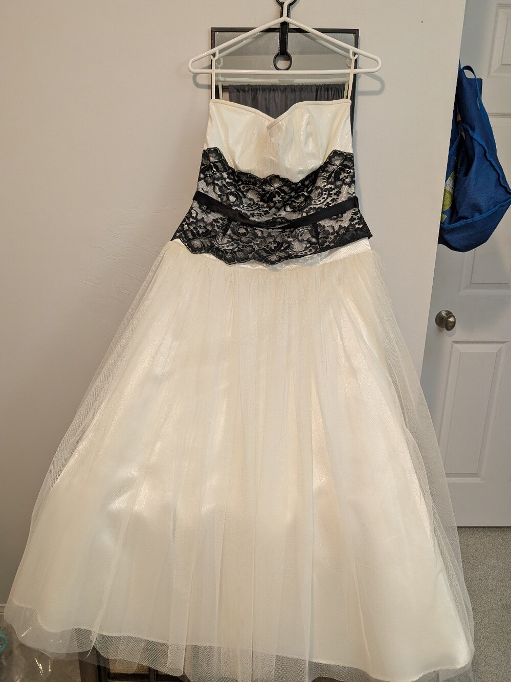 Jessica McClintock For Gunne Saxe Formal Women's Dress